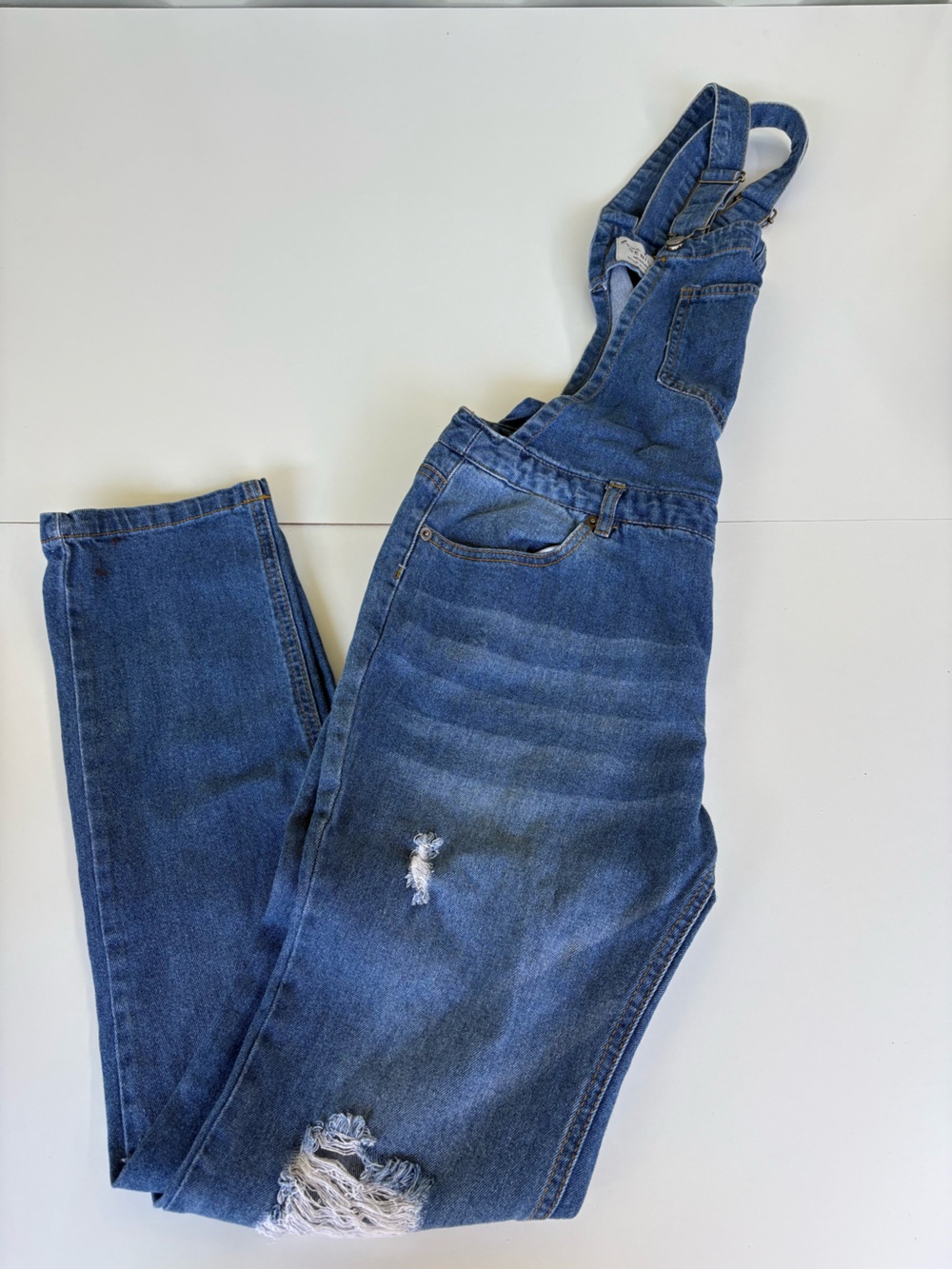 Love tree Denim woman’s  Light Blue Overalls Medium - Picture 3 of 9
